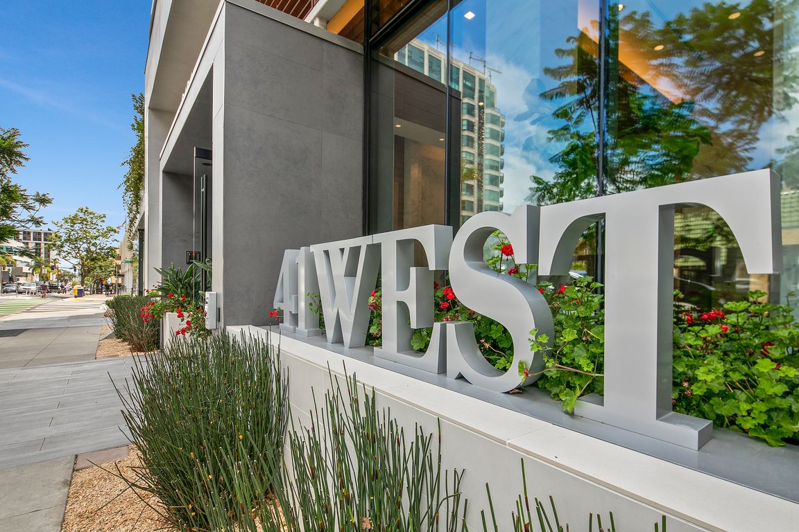 41 West Bldg Stock-9510