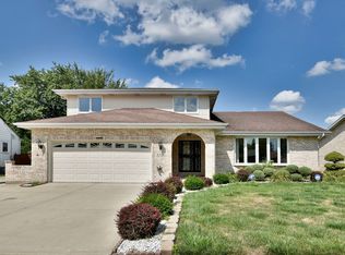 8708 McVicker Ave, Oak Lawn, IL