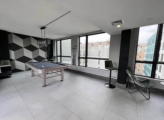 Rented by ERNY LLC | media 18