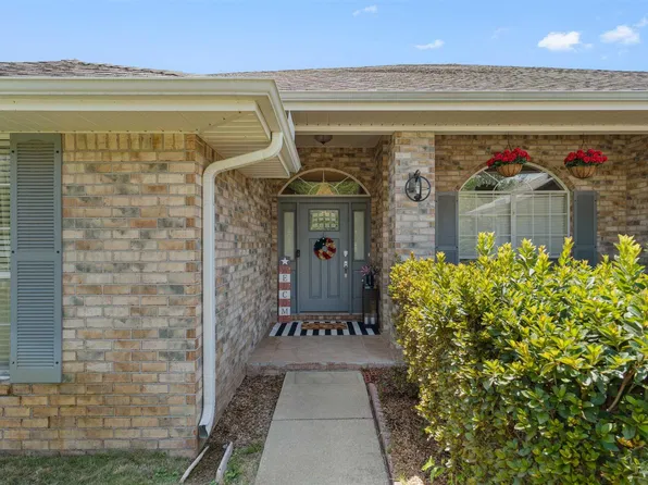 2035 Alfred Blvd, Navarre, FL 32566