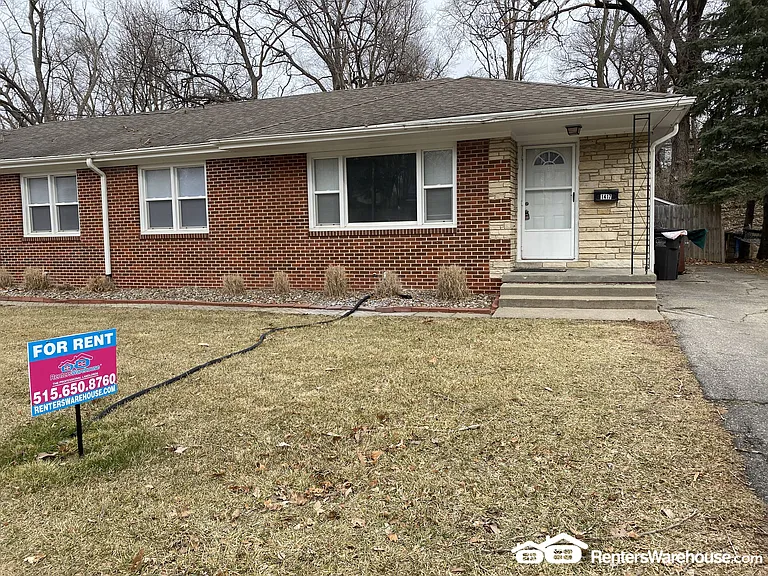 1417 Cummins Pkwy — Photo 2