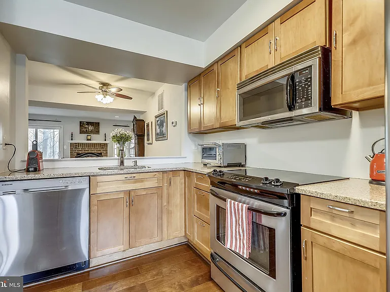 2066 Derby Ridge Ln #318 — Photo 8