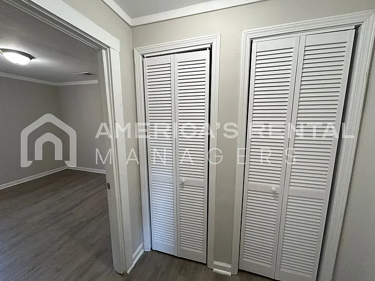 3716 Main St — Photo 12