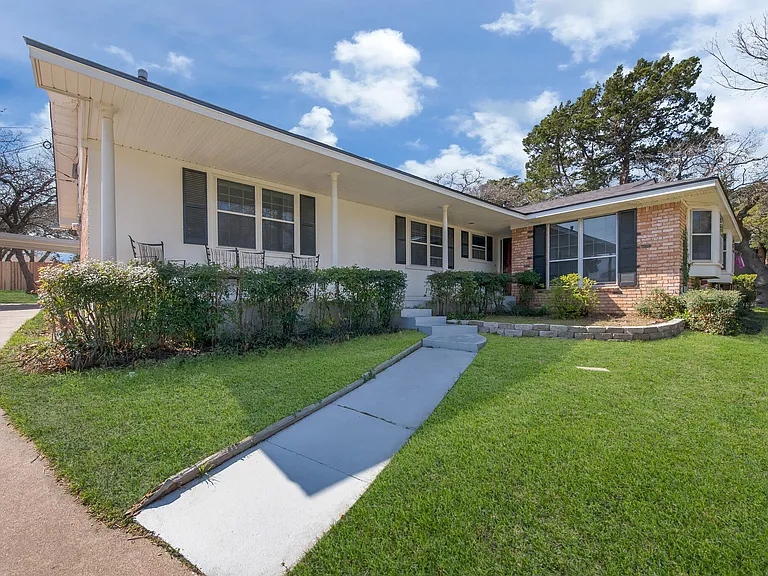 Front of the house by the driveway