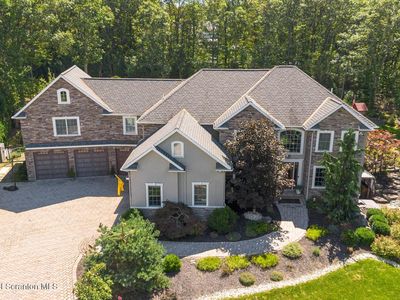 117 Wellington Dr, Moscow, PA, 18444