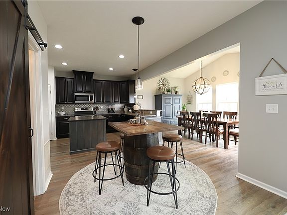 2nd image of 421 Dalton Dr