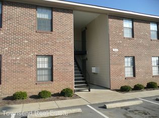 1441C Ireland Dr, Fayetteville, NC 28304