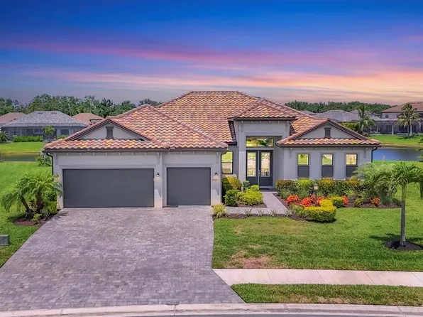 4925 Coastal Days Ln, Bradenton, FL 34211