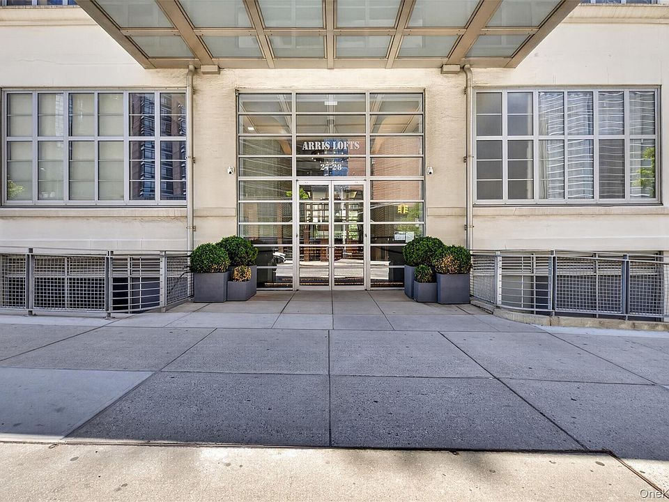 1st image of 27-28 Thomson Avenue #250