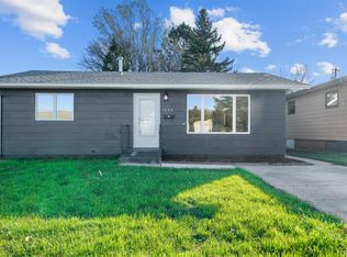 1223 5th St SW, Minot, ND 58701