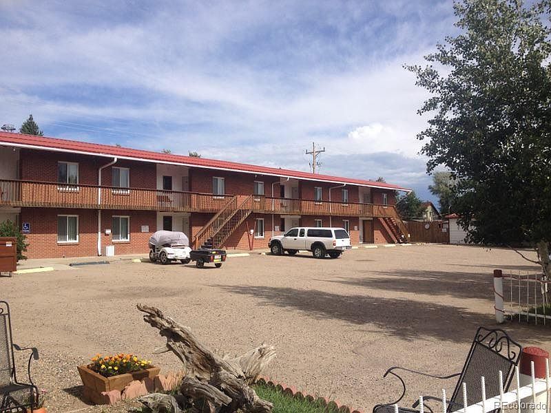 1st image of 537 Main St #14