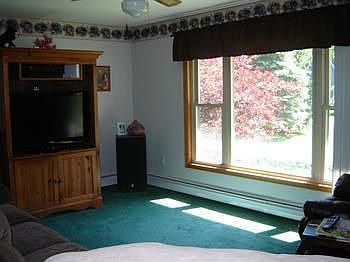 br A good-sized Living Room has a large window that over-looks the front yard.