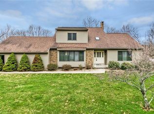 83 Oakwood Cir, Bristol, CT 06010