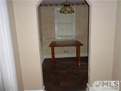5th image of 336 McClain Ave