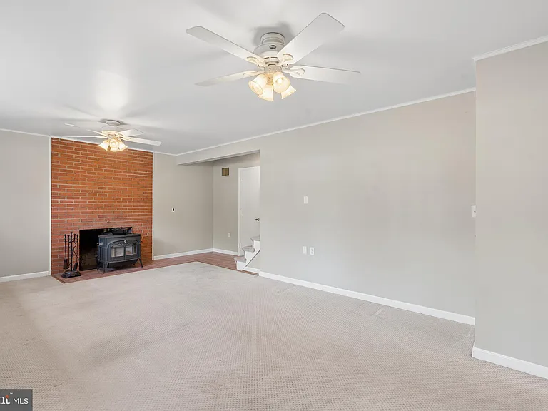 8109 Broadview Dr — Photo 19