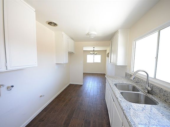 5th image of 15615 Malton Pl