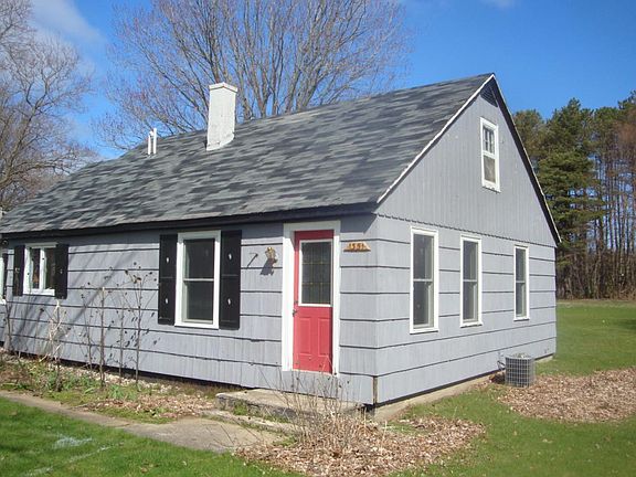 3rd image of 1351 W 32nd St