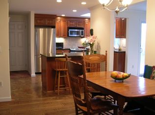 12 Cranberry Ln, Ridgefield, CT 06877