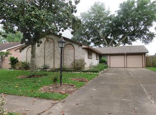 10622 Caravan Dr, Houston, TX 77031