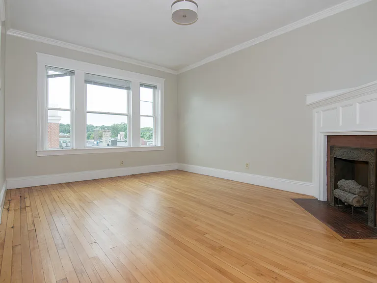 4 Gardner St #10 — Photo 14