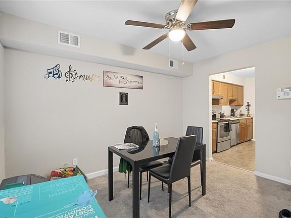 2nd image of 1525 Malibu Pl