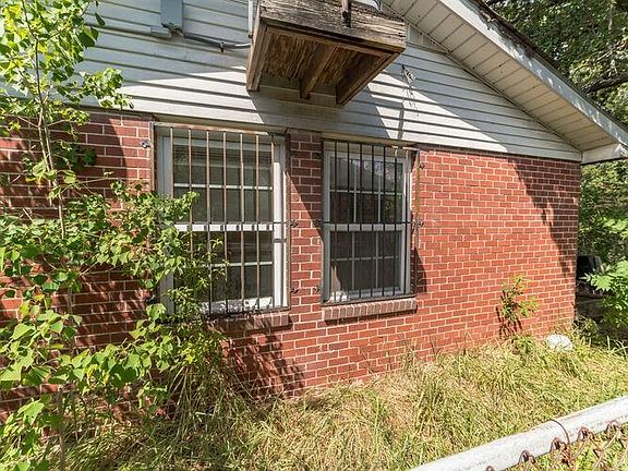 2nd image of 6937 Dorian St