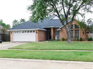 5770 Bayou Dr, Bossier City, LA 71112