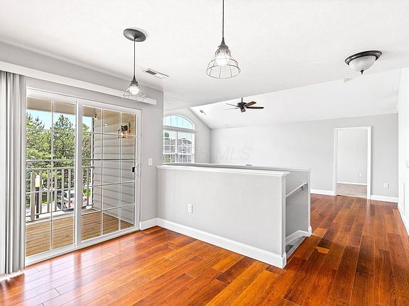 3rd image of 4960 Ivyvine Blvd
