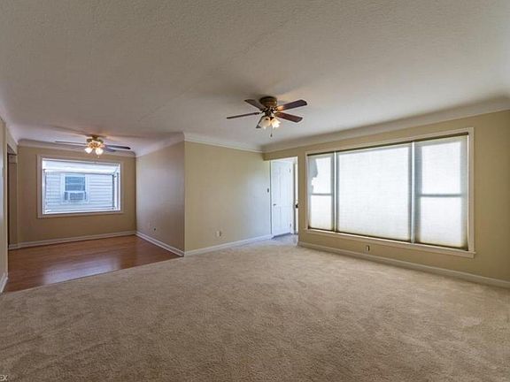4th image of 1345 Eastwood Ave