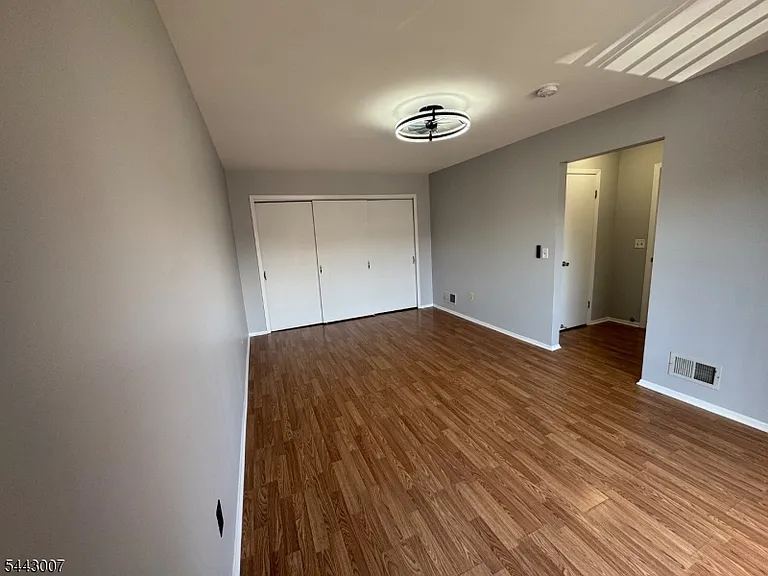 3811 Bloomingdale Dr — Photo 14