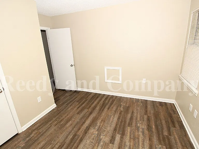 3230 Sweet Springs Dr — Photo 8