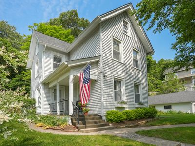 33 Swan Avenue, Seymour, CT, 06483