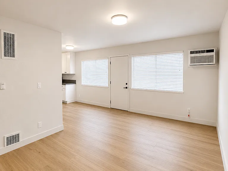 1701 Westmoreland Blvd #18 — Photo 8