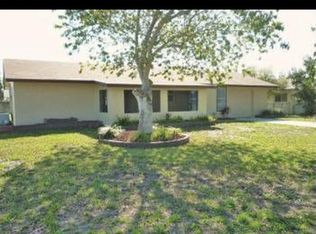 930 SE 26th Ter, Cape Coral, FL 33904
