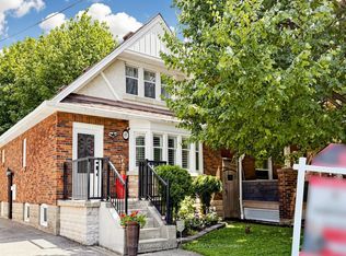 67 Barrington Ave, Toronto, ON M4C 4Y9