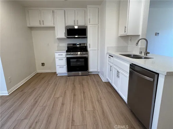 1365 Crafton Ave APT 2049, Mentone, CA 92359
