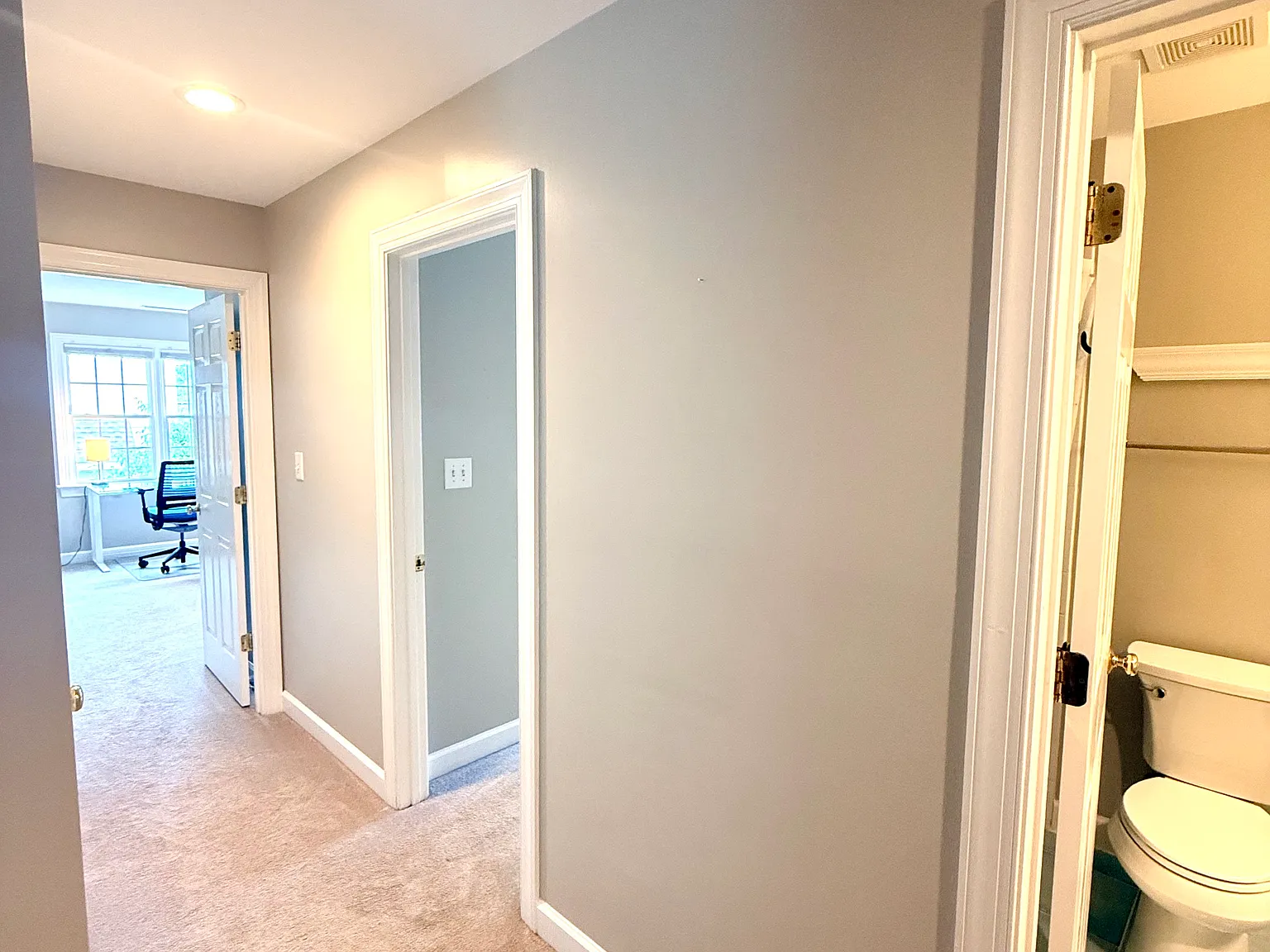 Hogan Ridge Ct, Chapel Hill — Photo 4