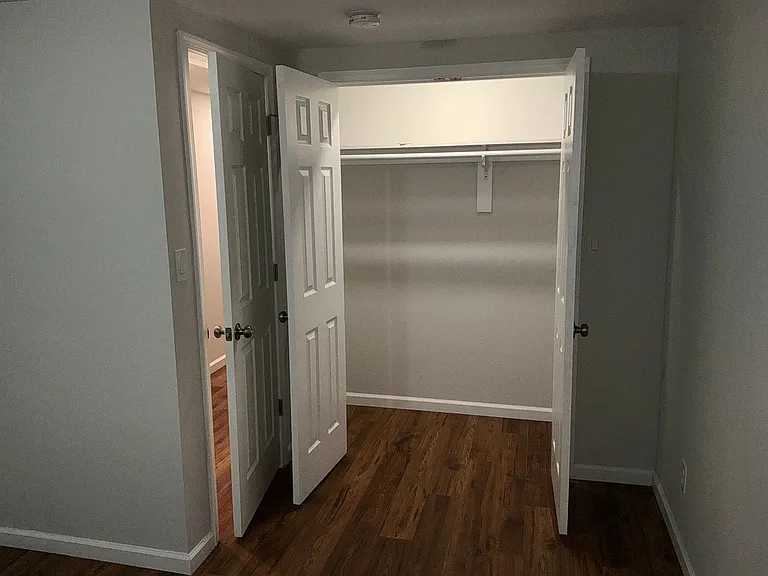 20520 Strath Haven Dr — Photo 27