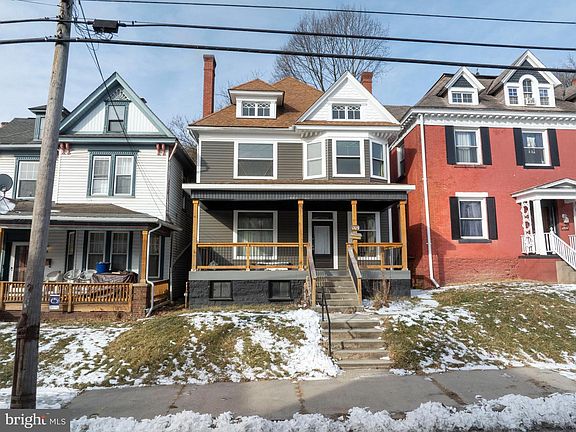 3rd image of 1209 Lincoln Ave