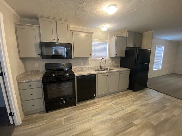1st image of 19 Lou Henry Ln #Am19