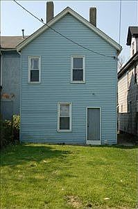 2nd image of 620 Ludlow St