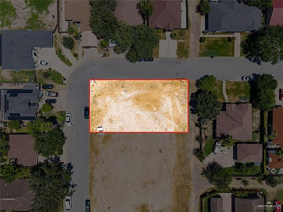 2nd image of 113 N 6th St