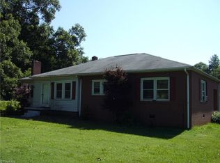 137 S Happy Hill Rd, Lexington, NC 27295