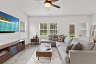 photo property thumbnail