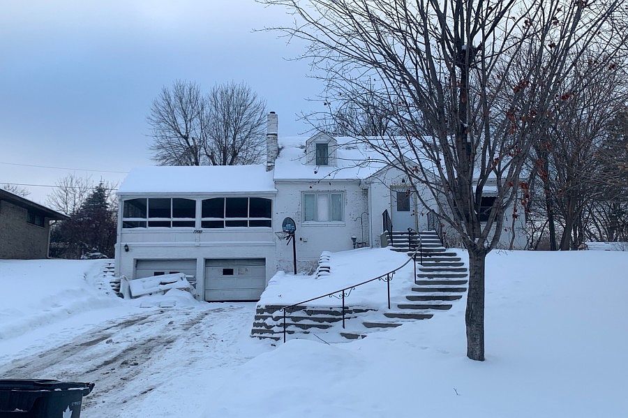 1st image of 1999 Kenwood Dr W