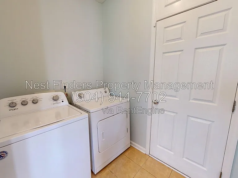112 Woodfield Ln — Photo 22