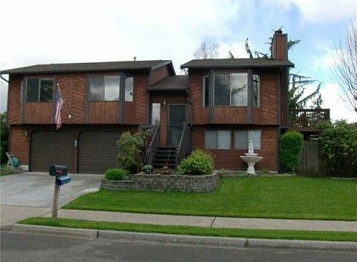 2nd image of 2816 11th St SE