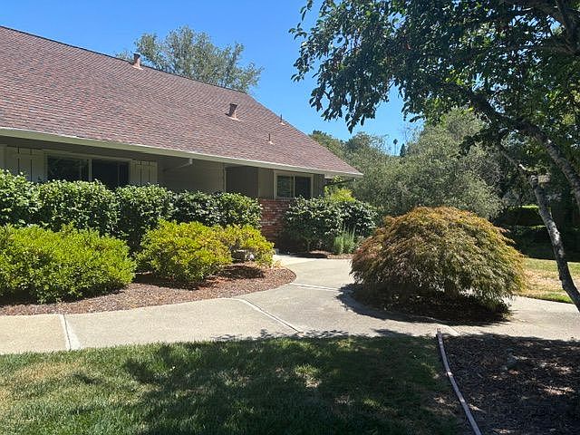1st image of 109 Miramonte Dr