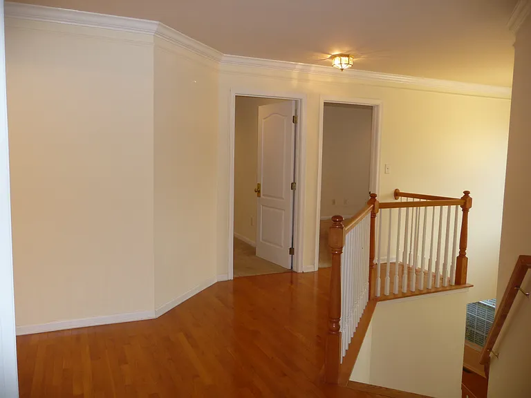 220 Roosevelt Dr — Photo 27
