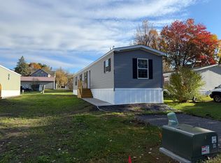 619 Kilkenny Dr, Utica, NY